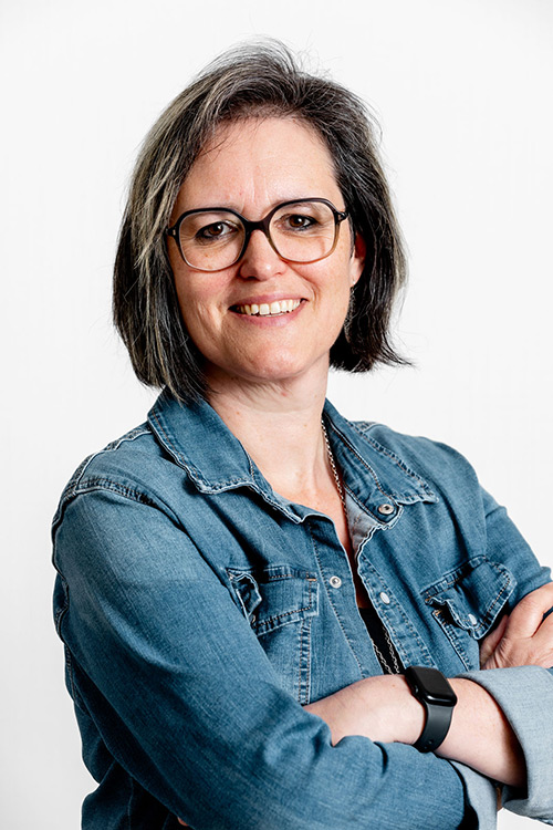 Marion DHUR
